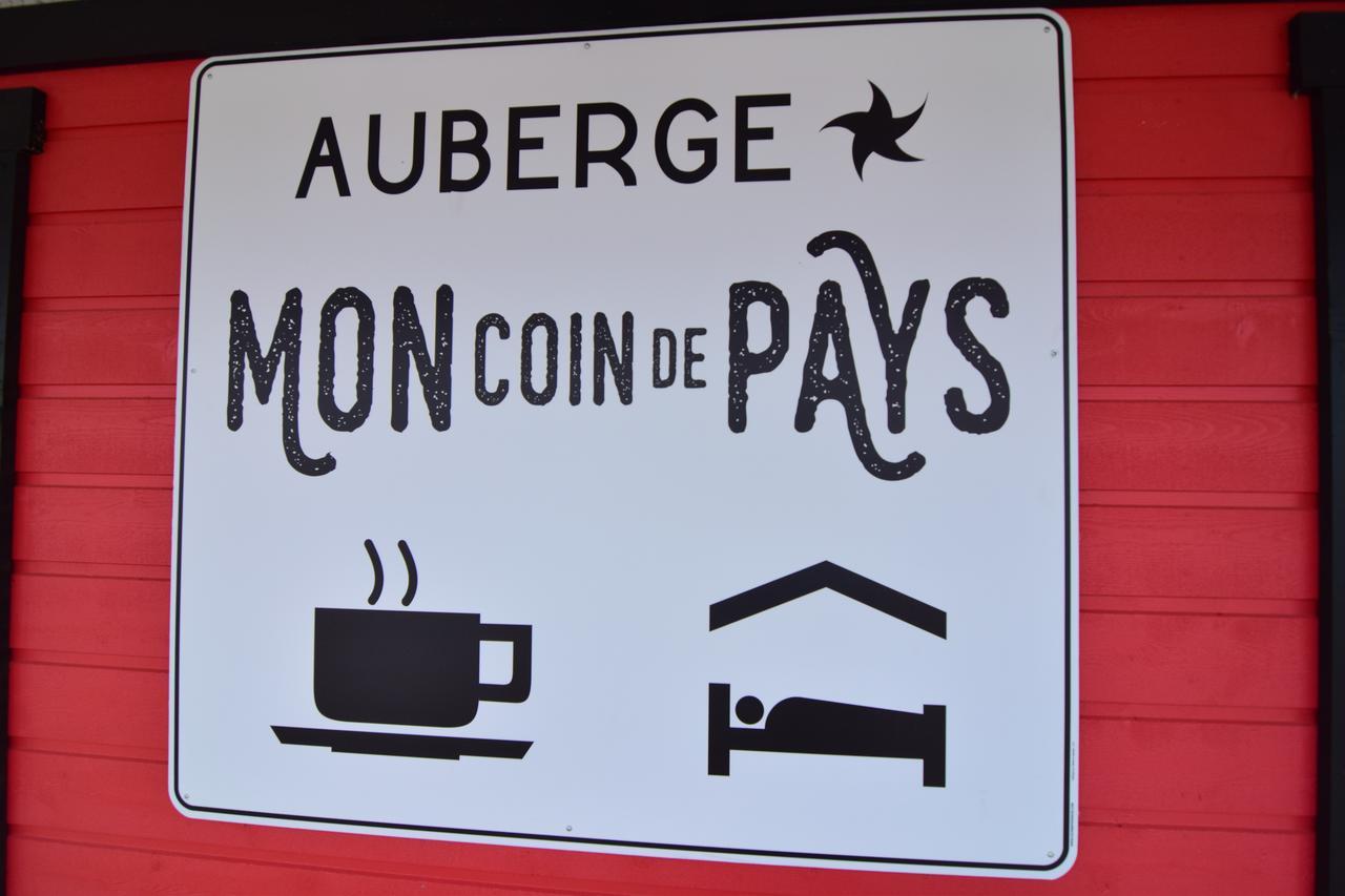 ホテル Mon Coin De Pays Sacre-Coeur エクステリア 写真